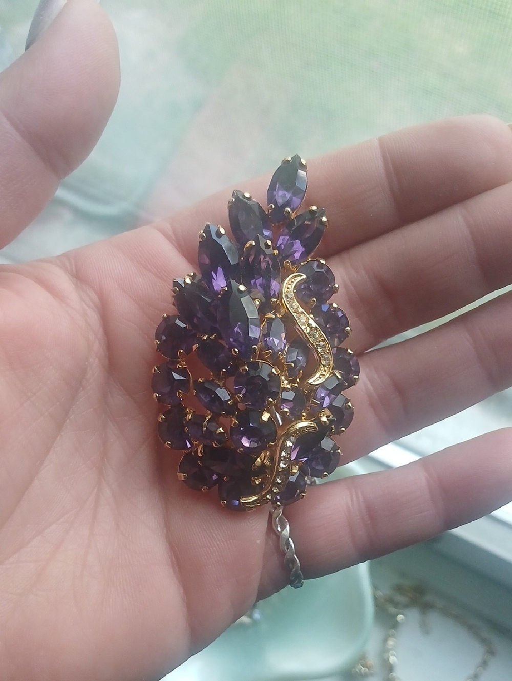 Vintage Weiss Brooch
